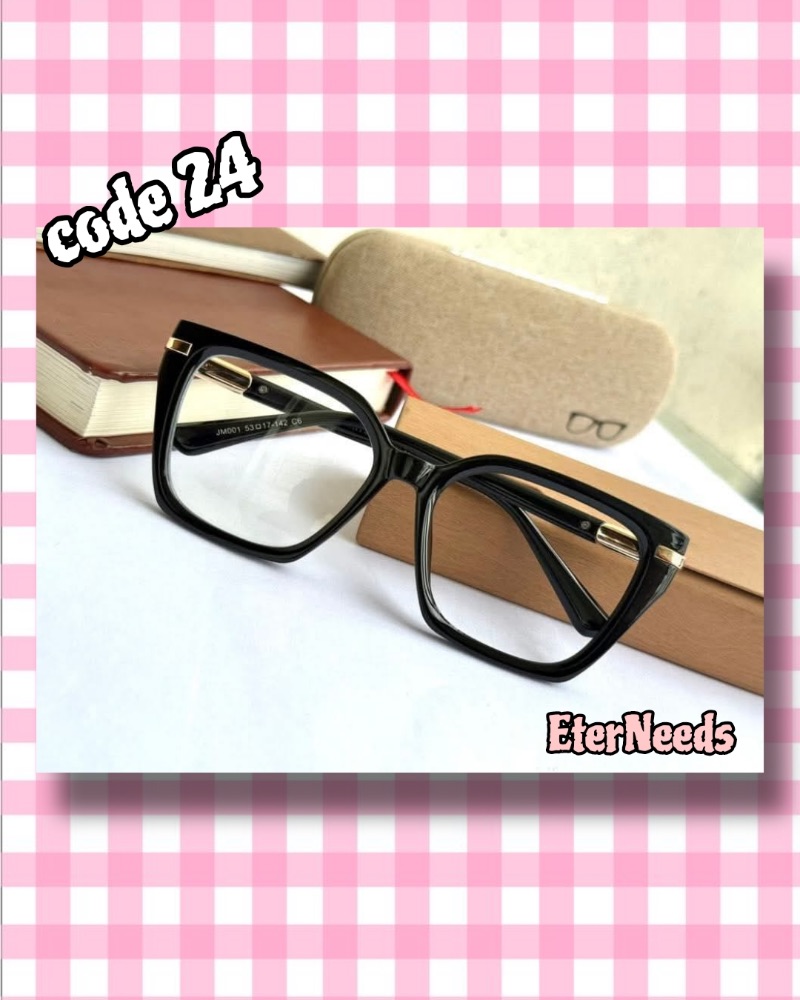 Bold Rectangular Classic Frame — Black